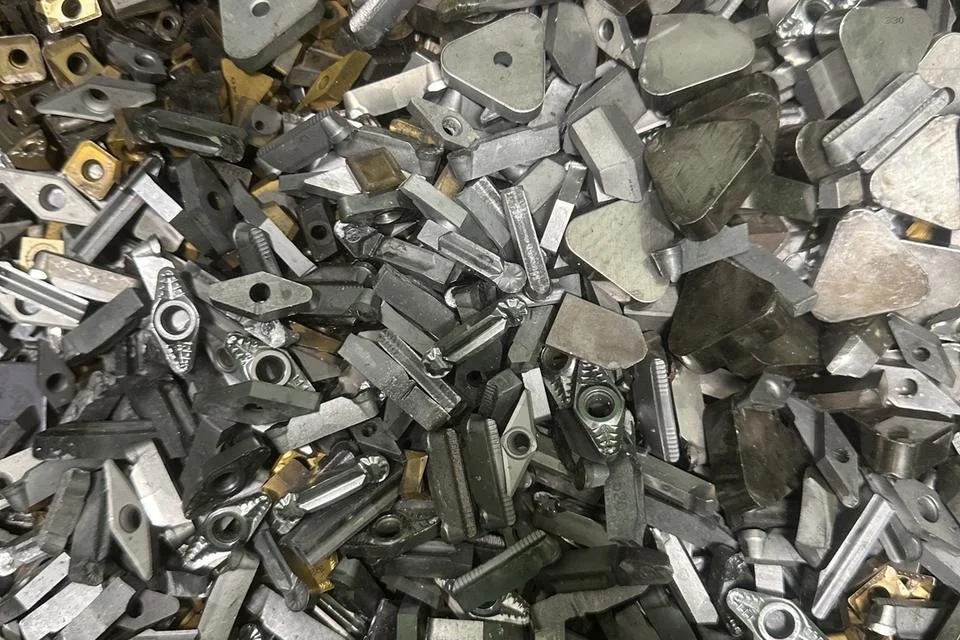 Carbide inserts